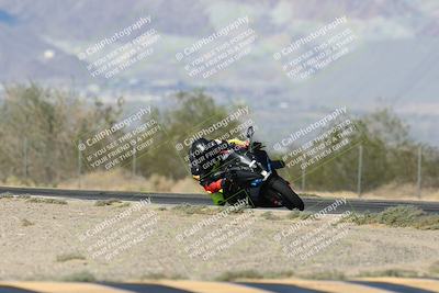 media/Nov-16-2025-Race Pace (Sun) [[8c5fa54630]]/Verified Riders/2-Turn 7 (945am)/